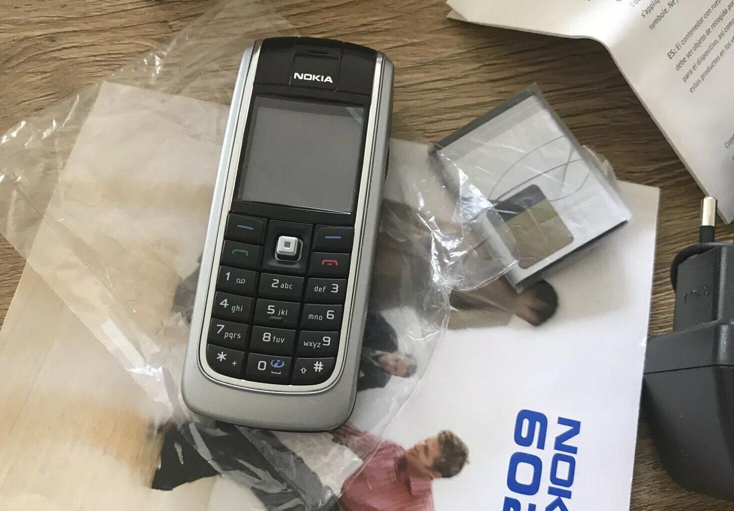 6151082