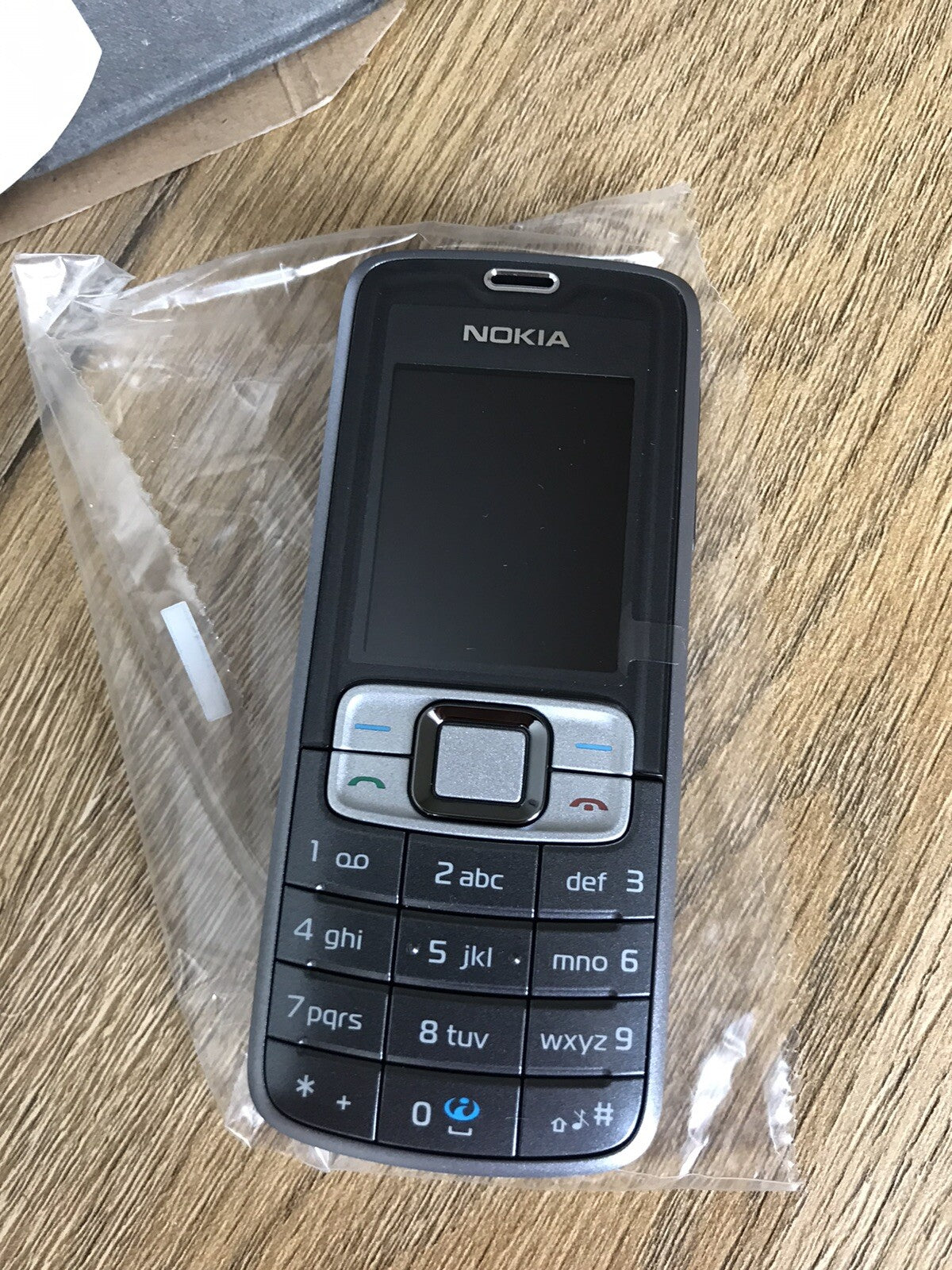 6151051