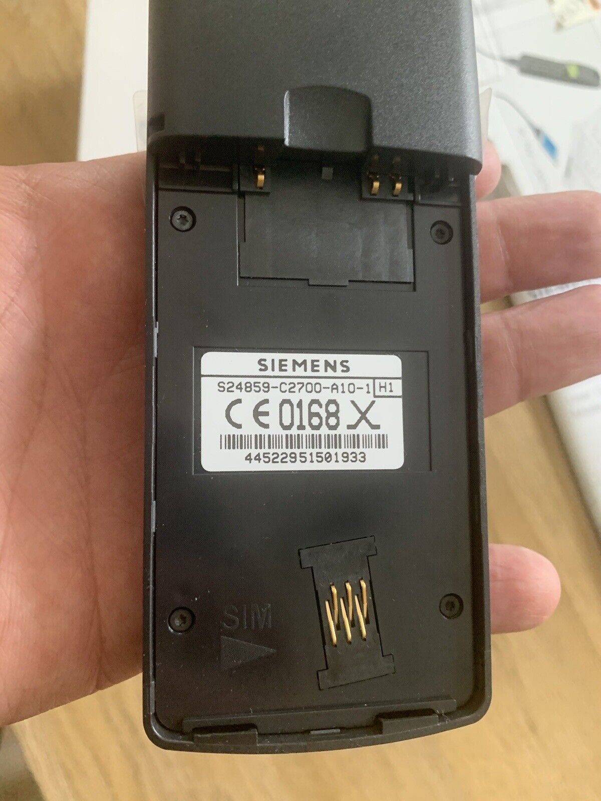 6151122