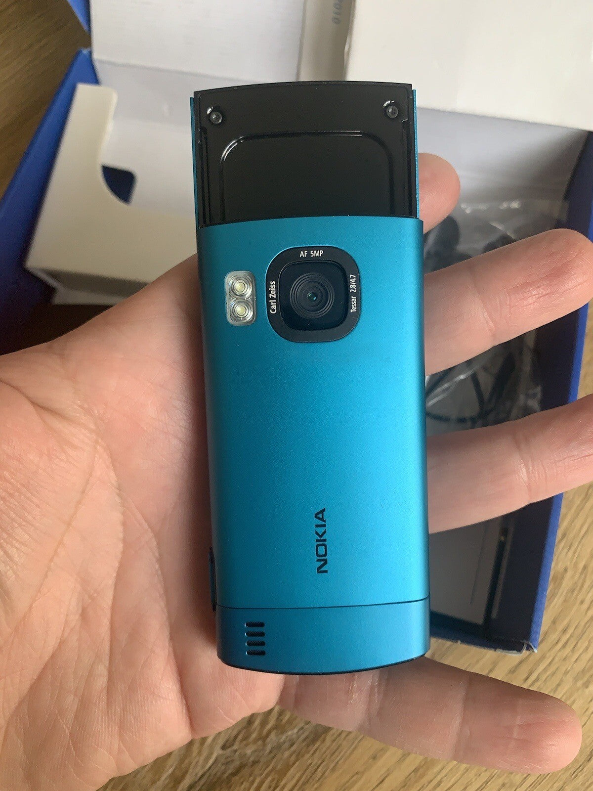6151057