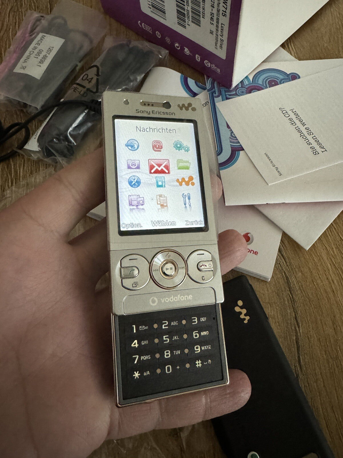 6151078