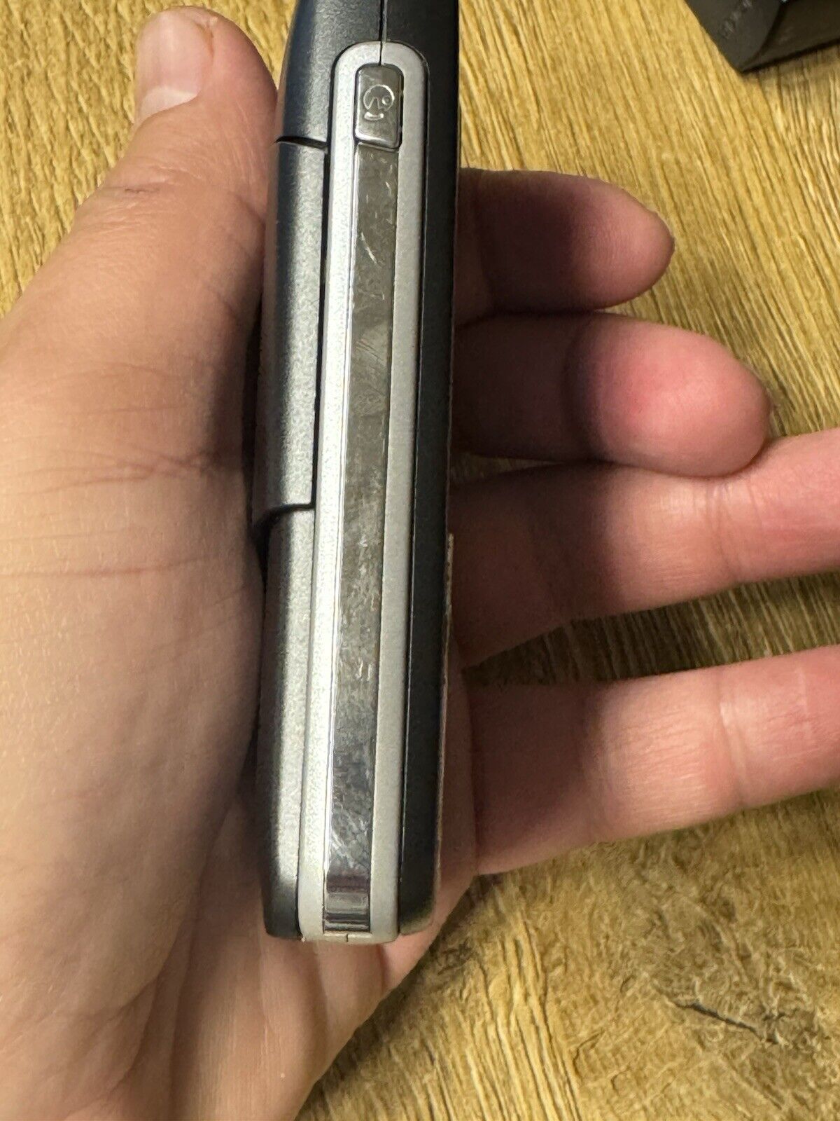 6151183