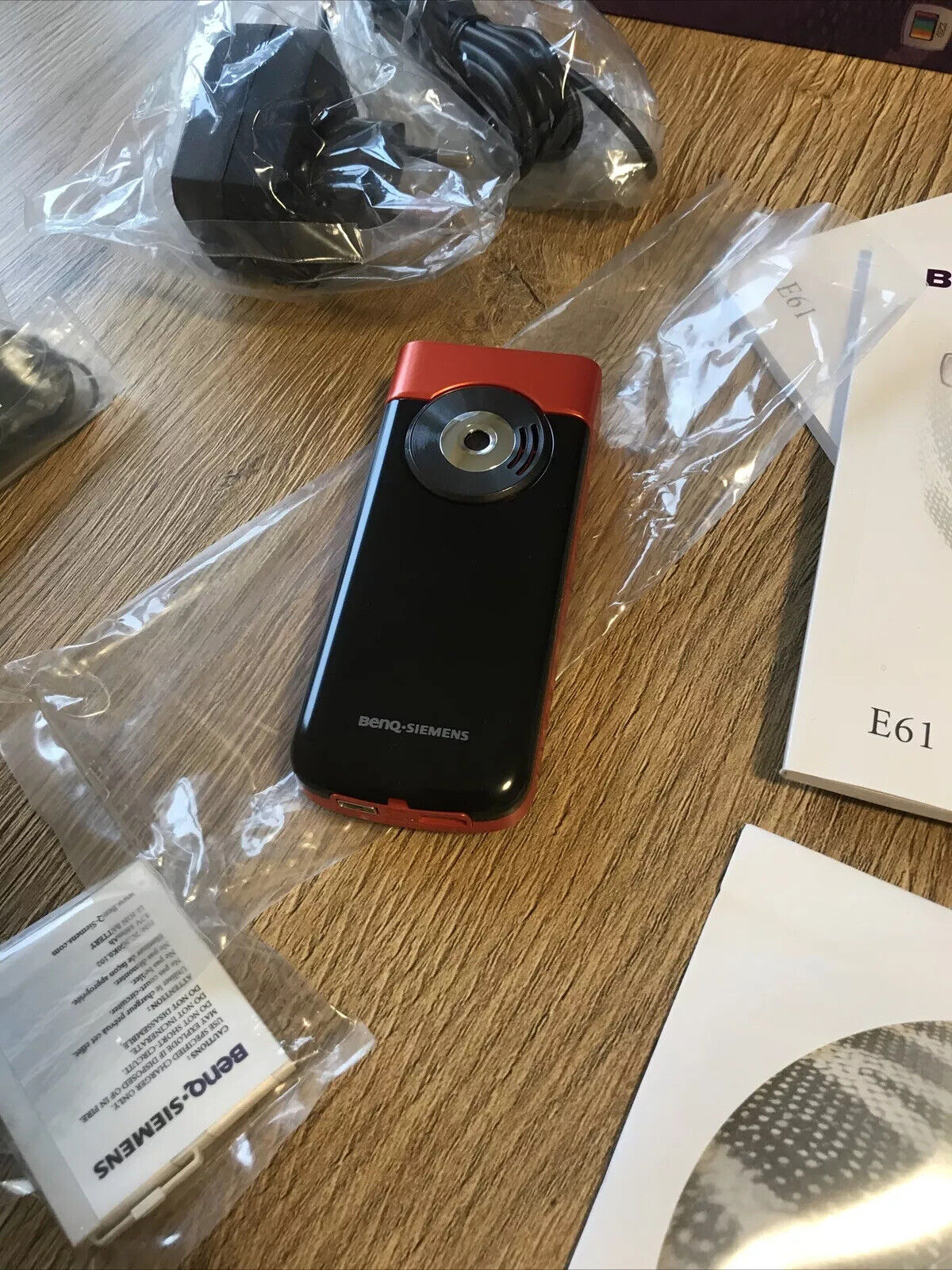 6151083