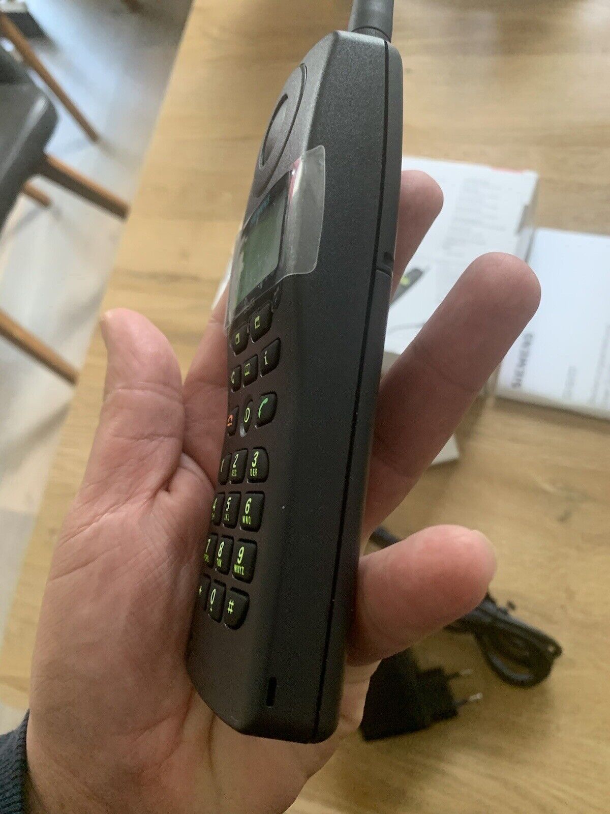 6151122